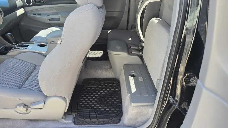 2011 Toyota Tacoma Base V6
