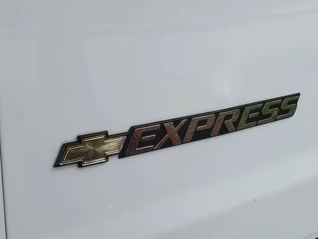 2023 Chevrolet Express Cargo Van RWD 2500 Extended Wheelbase WT