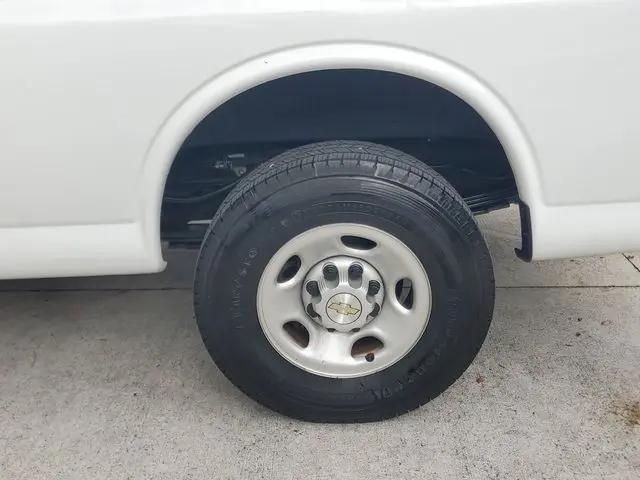 2023 Chevrolet Express Cargo Van RWD 2500 Extended Wheelbase WT