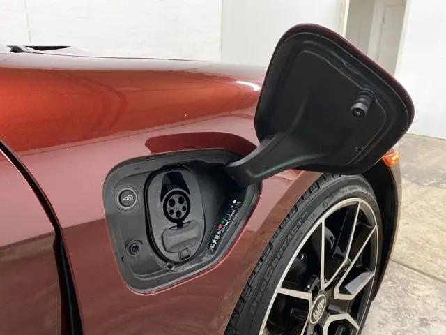 2023 Porsche Taycan Taycan