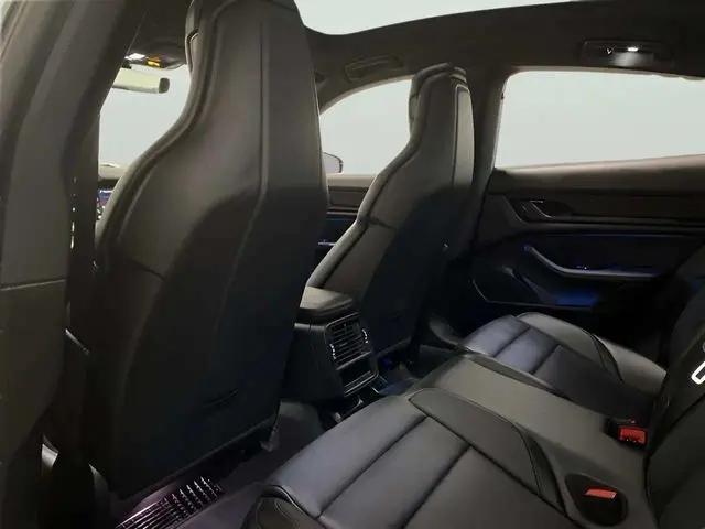 2023 Porsche Taycan Taycan