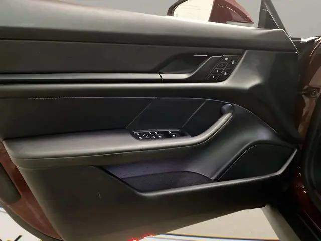 2023 Porsche Taycan Taycan
