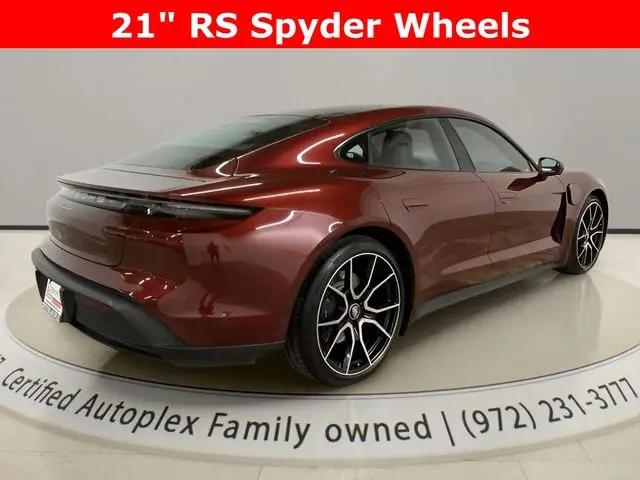 2023 Porsche Taycan Taycan