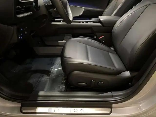 2025 Hyundai IONIQ 6 SEL