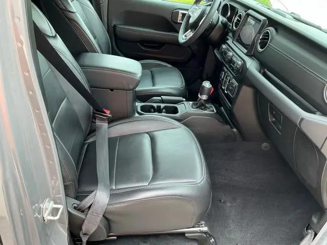 2023 Jeep Wrangler 4xe Sahara 4x4