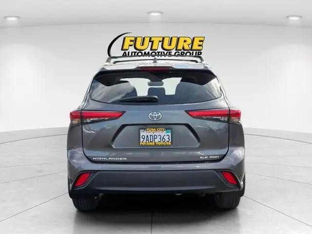 2022 Toyota Highlander XLE