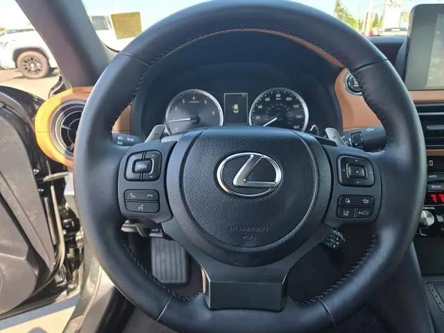 2025 Lexus IS 300 F SPORT Design
