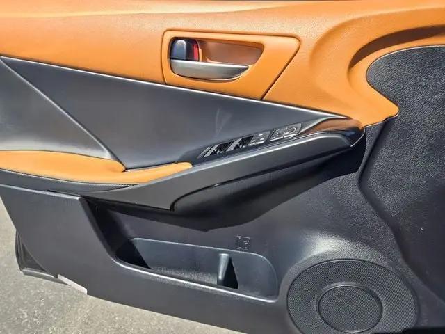 2025 Lexus IS 300 F SPORT Design