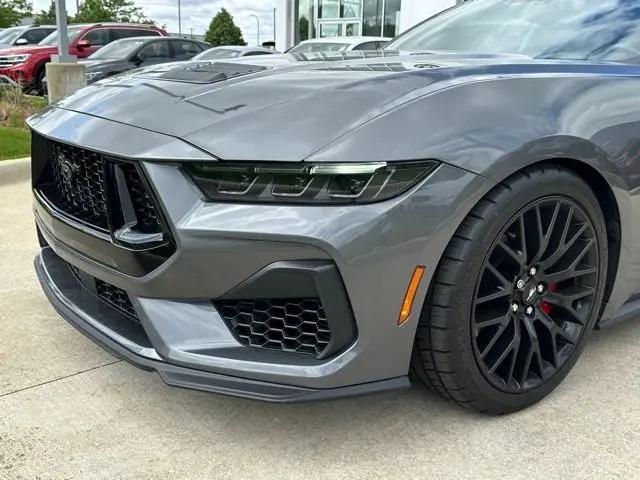 2024 Ford Mustang GT Premium Fastback