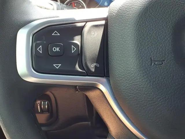 2025 Ram 1500 Lone Star Crew Cab 4x4 5'7" Box