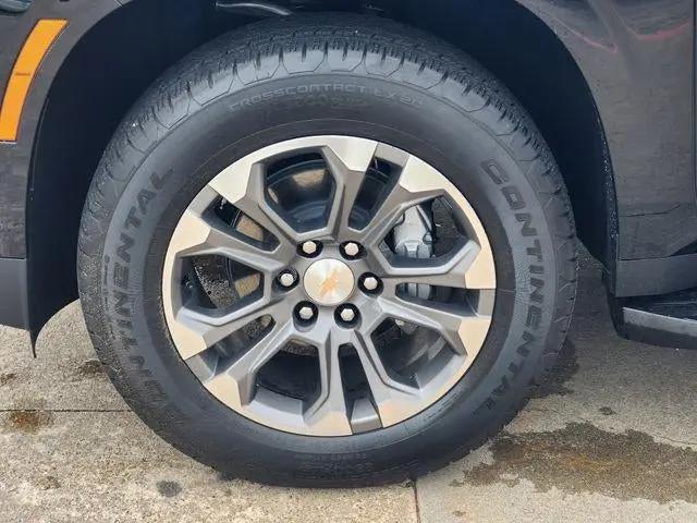 2026 Chevrolet Suburban LT, RWD