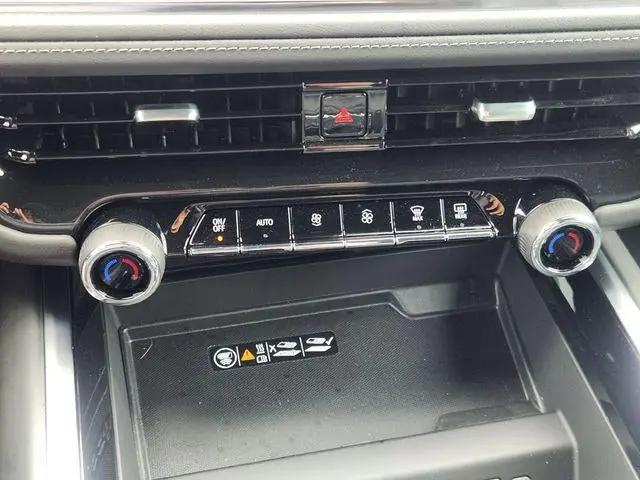 2026 Chevrolet Suburban LT, RWD
