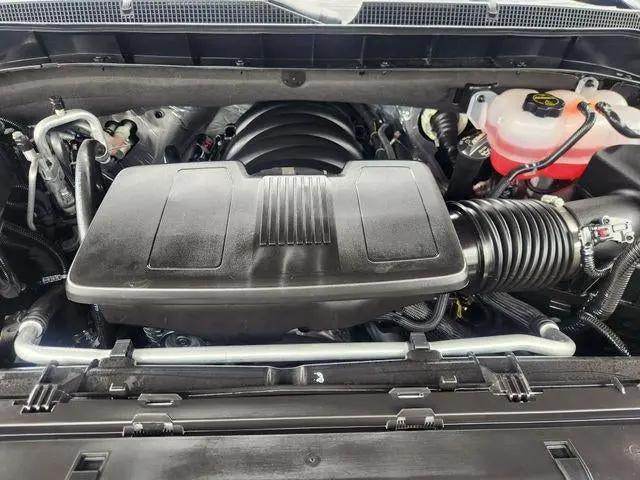 2026 Chevrolet Suburban LT, RWD