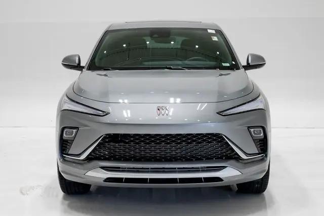 2024 Buick NV Avenir FWD