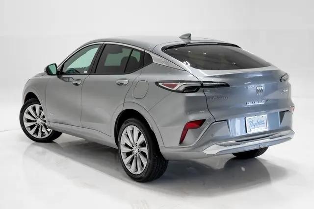 2024 Buick NV Avenir FWD