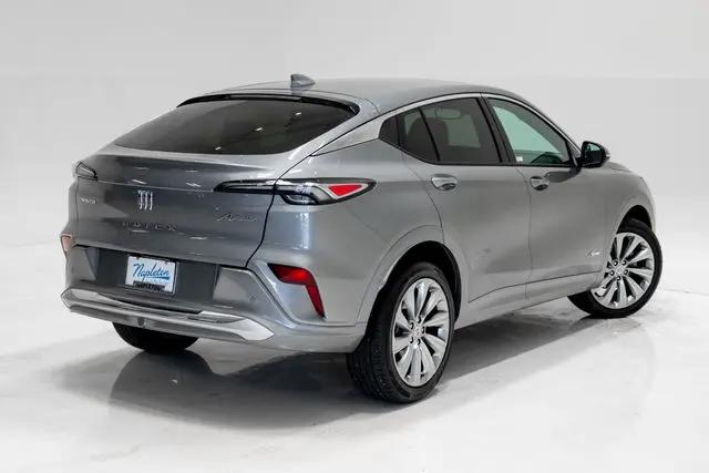 2024 Buick NV Avenir FWD
