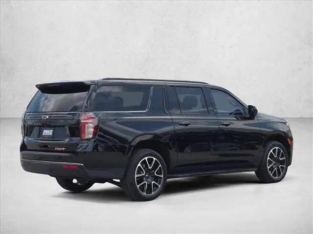 2022 Chevrolet Suburban 2WD RST