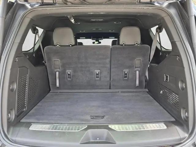 2022 Chevrolet Suburban 2WD RST