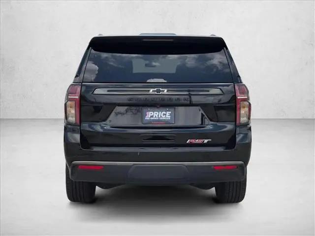 2022 Chevrolet Suburban 2WD RST