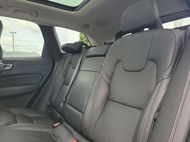2021 Volvo XC60 T5 Inscription
