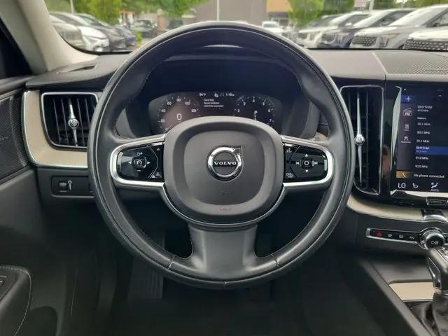 2021 Volvo XC60 T5 Inscription