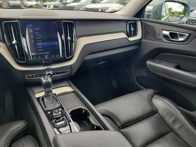 2021 Volvo XC60 T5 Inscription