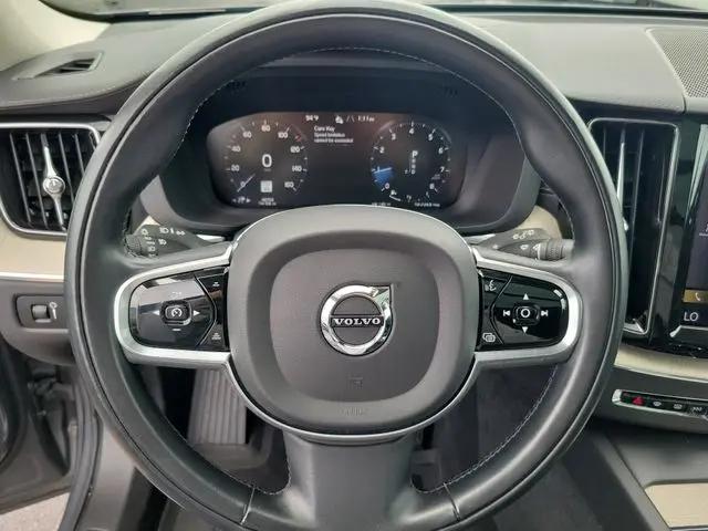 2021 Volvo XC60 T5 Inscription