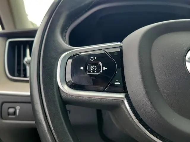 2021 Volvo XC60 T5 Inscription