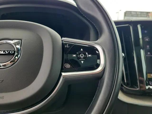2021 Volvo XC60 T5 Inscription