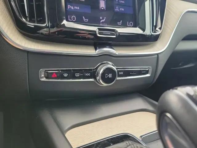 2021 Volvo XC60 T5 Inscription