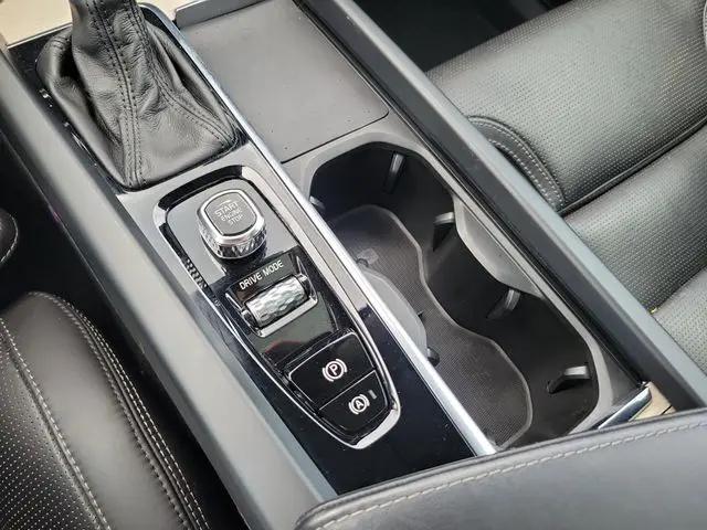 2021 Volvo XC60 T5 Inscription
