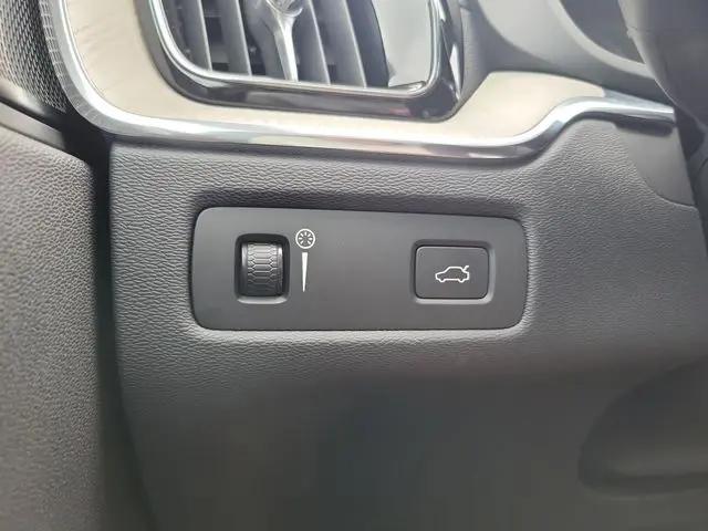 2021 Volvo XC60 T5 Inscription