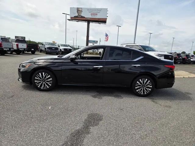 2024 Nissan Altima SV FWD