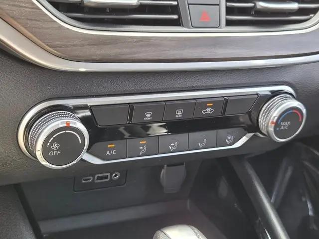 2024 Nissan Altima SV FWD