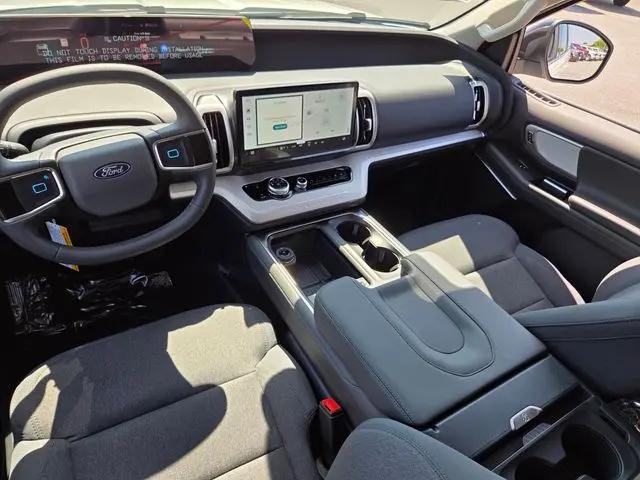 2026 Ford Expedition Max Active MAX