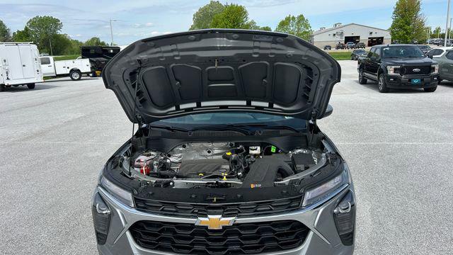 2026 Chevrolet Trax FWD LS