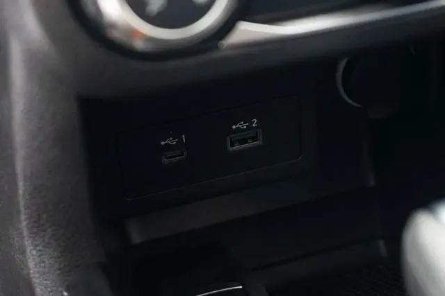 2023 Nissan Kicks SV Xtronic CVT