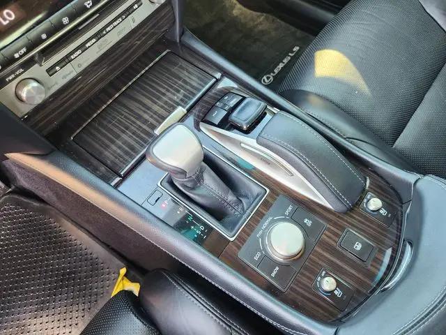 2017 Lexus LS 460 LS 460