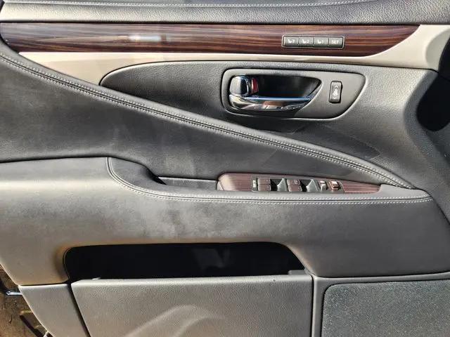 2017 Lexus LS 460 LS 460