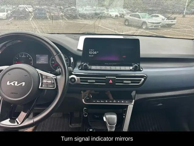 2023 Kia Seltos S