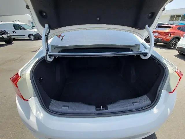2016 Chevrolet Cruze LT Auto
