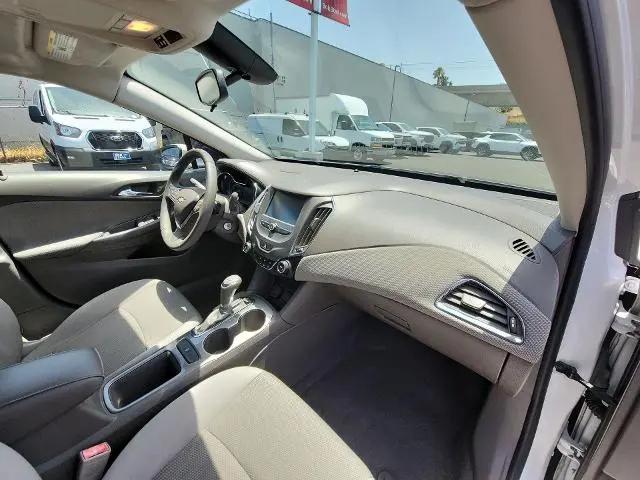 2016 Chevrolet Cruze LT Auto