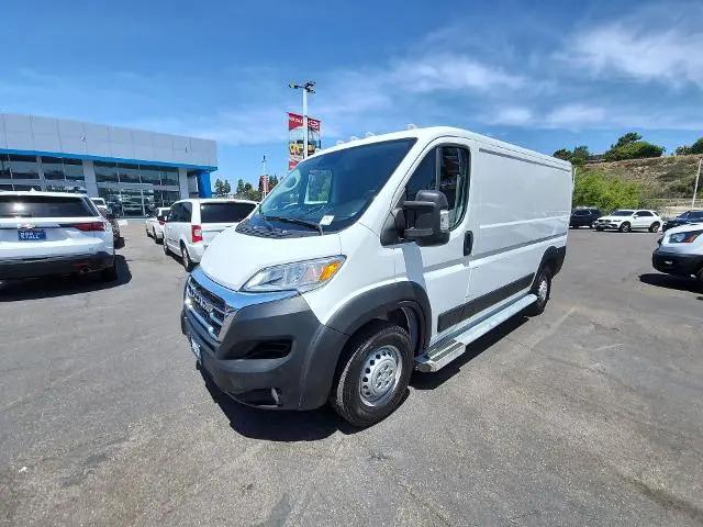 2025 Ram ProMaster 2500 Cargo Van Tradesman Low Roof 136" WB w/Pass Seat