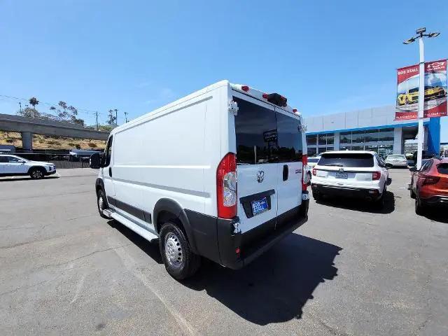 2025 Ram ProMaster 2500 Cargo Van Tradesman Low Roof 136" WB w/Pass Seat