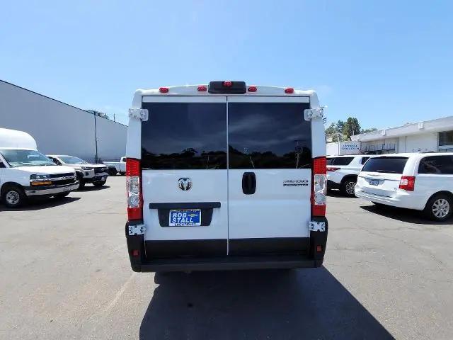 2025 Ram ProMaster 2500 Cargo Van Tradesman Low Roof 136" WB w/Pass Seat