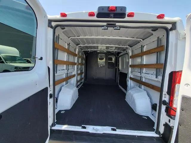 2025 Ram ProMaster 2500 Cargo Van Tradesman Low Roof 136" WB w/Pass Seat