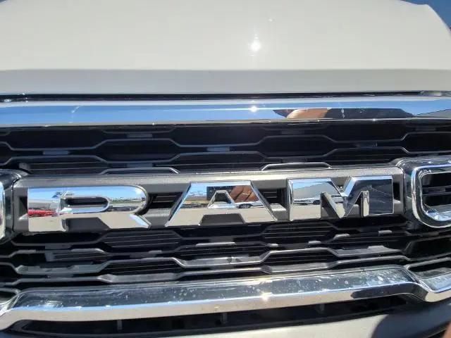 2025 Ram ProMaster 2500 Cargo Van Tradesman Low Roof 136" WB w/Pass Seat