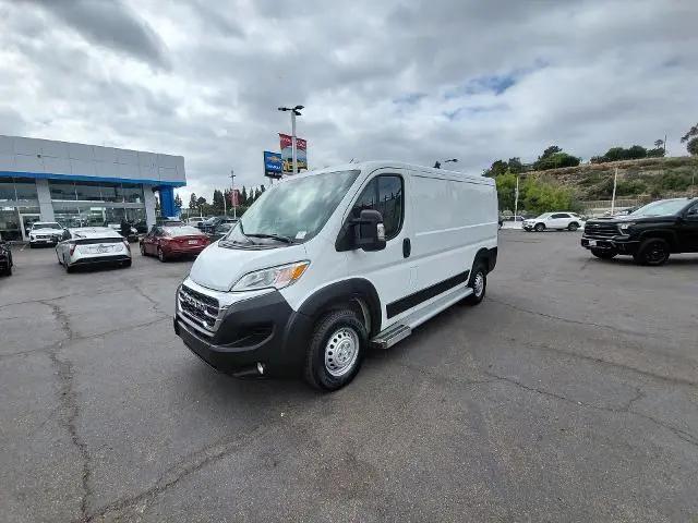 2025 Ram ProMaster 2500 Cargo Van Tradesman Low Roof 136" WB w/Pass Seat