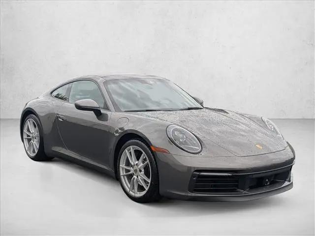 2020 Porsche 911 Carrera