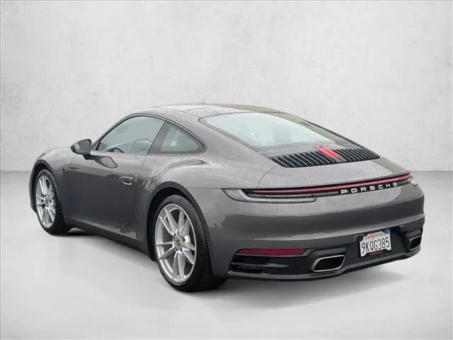 2020 Porsche 911 Carrera